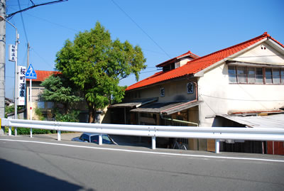 sakuramachi_entrance.jpg